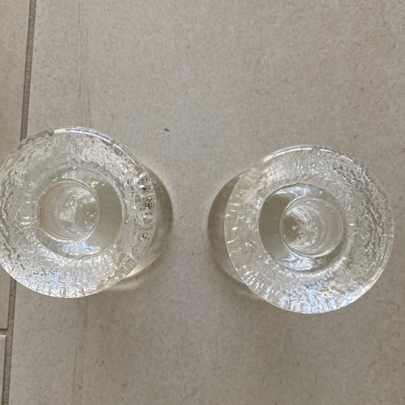 Pair of glass candlesticks - Picture 3 of 5